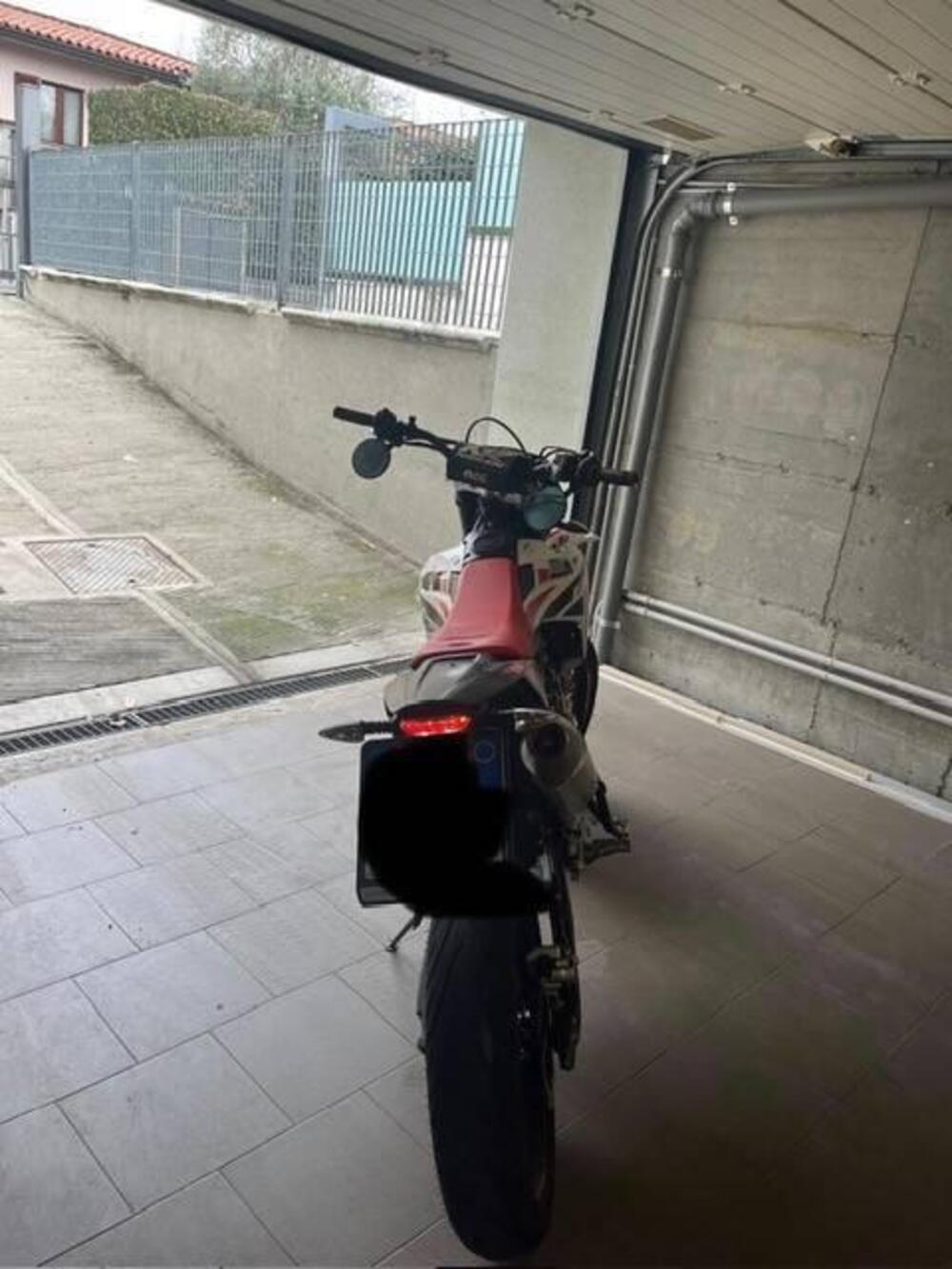 Fantic Motor Motard 125 Performance 4t (2020) (3)