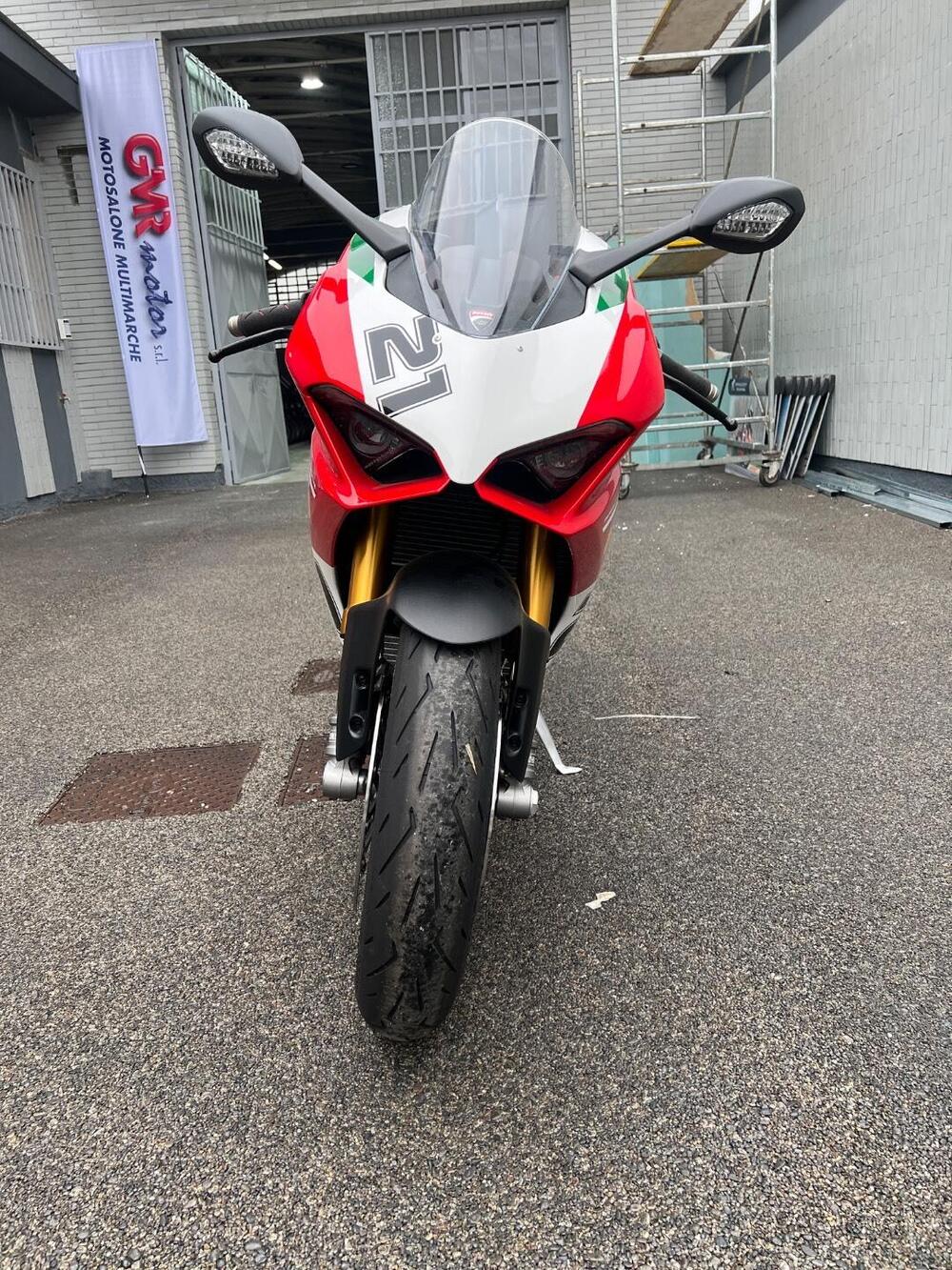 Ducati Panigale V2 Bayliss 1st Championship 20th Anniversary (2021 - 24) (3)