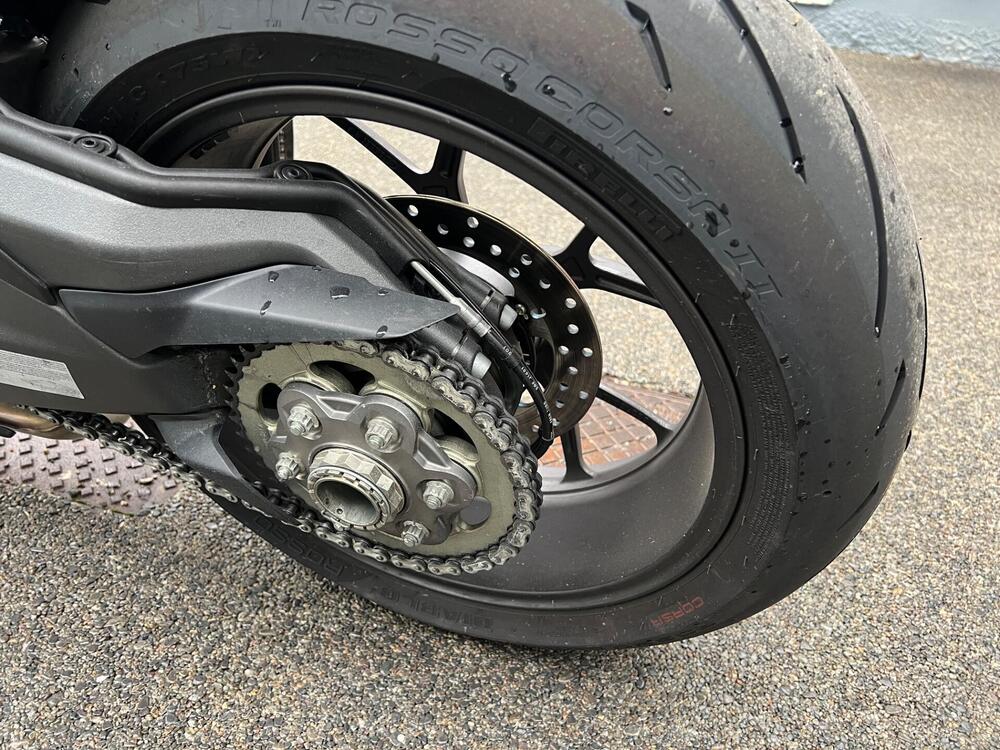 Ducati Panigale V2 Bayliss 1st Championship 20th Anniversary (2021 - 24) (16)