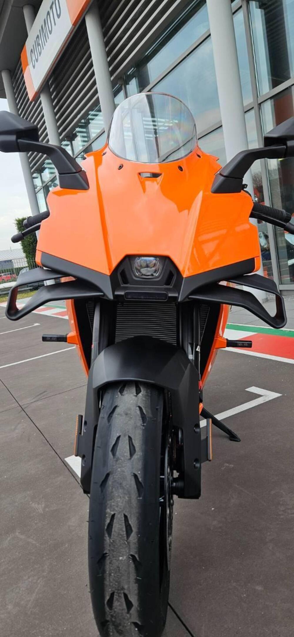 KTM 990 RC R (2026) (5)