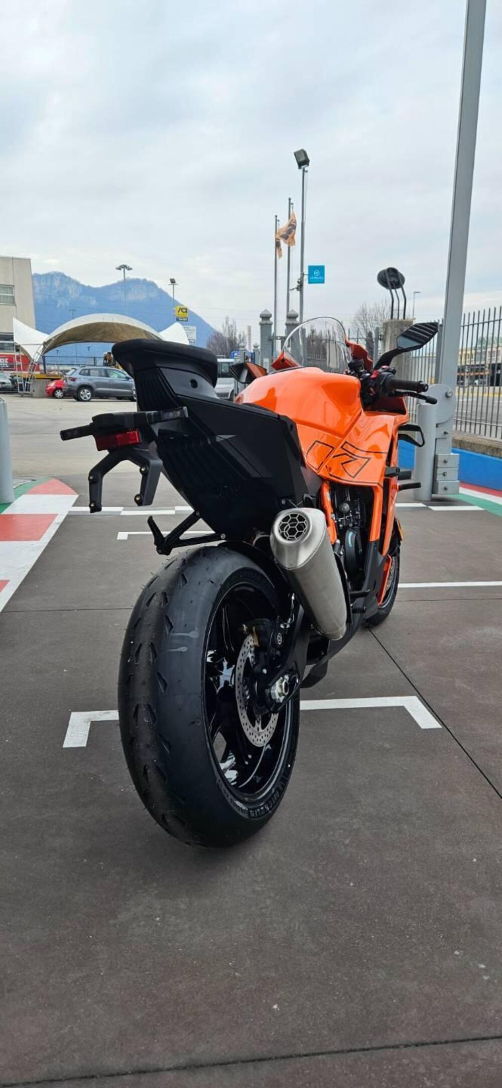 KTM 990 RC R (2026) (4)