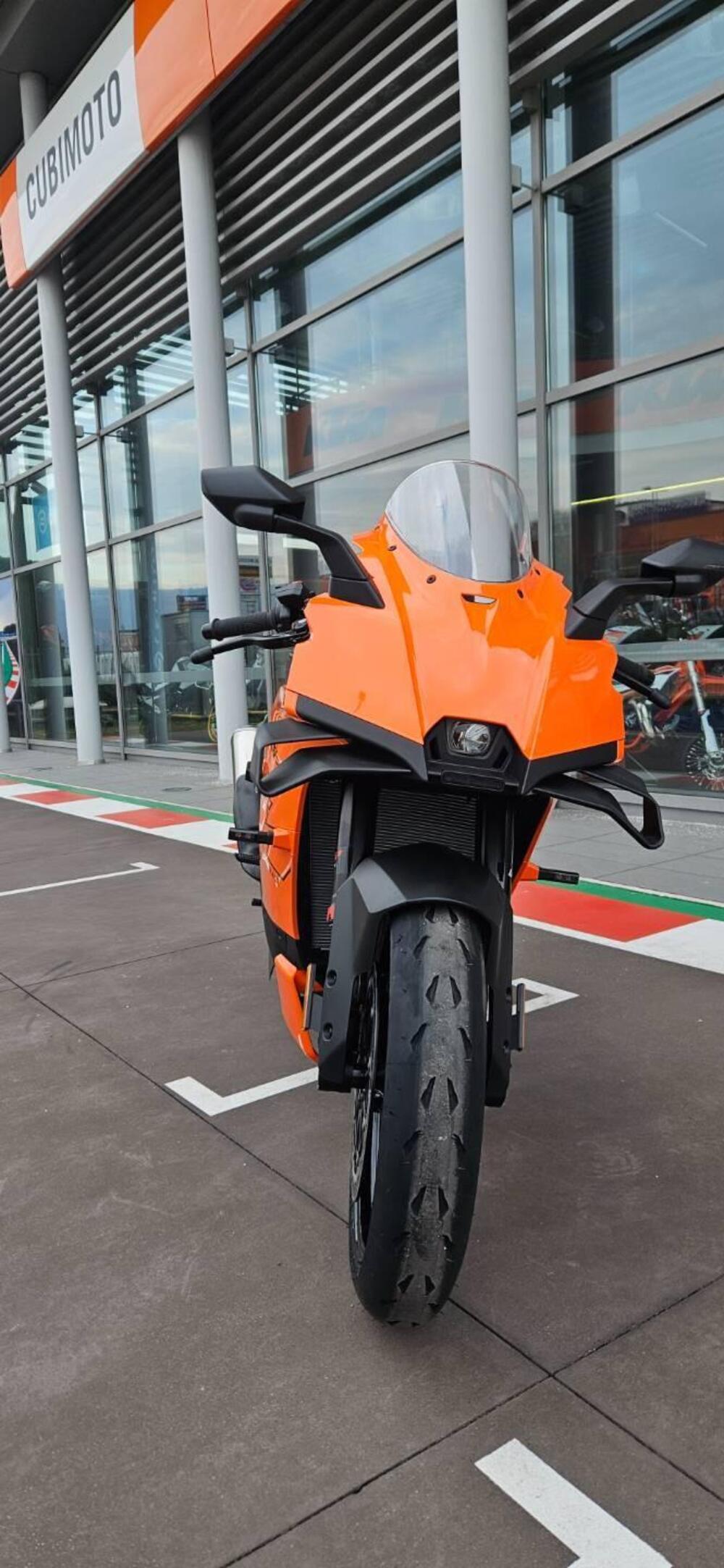 KTM 990 RC R (2026) (6)