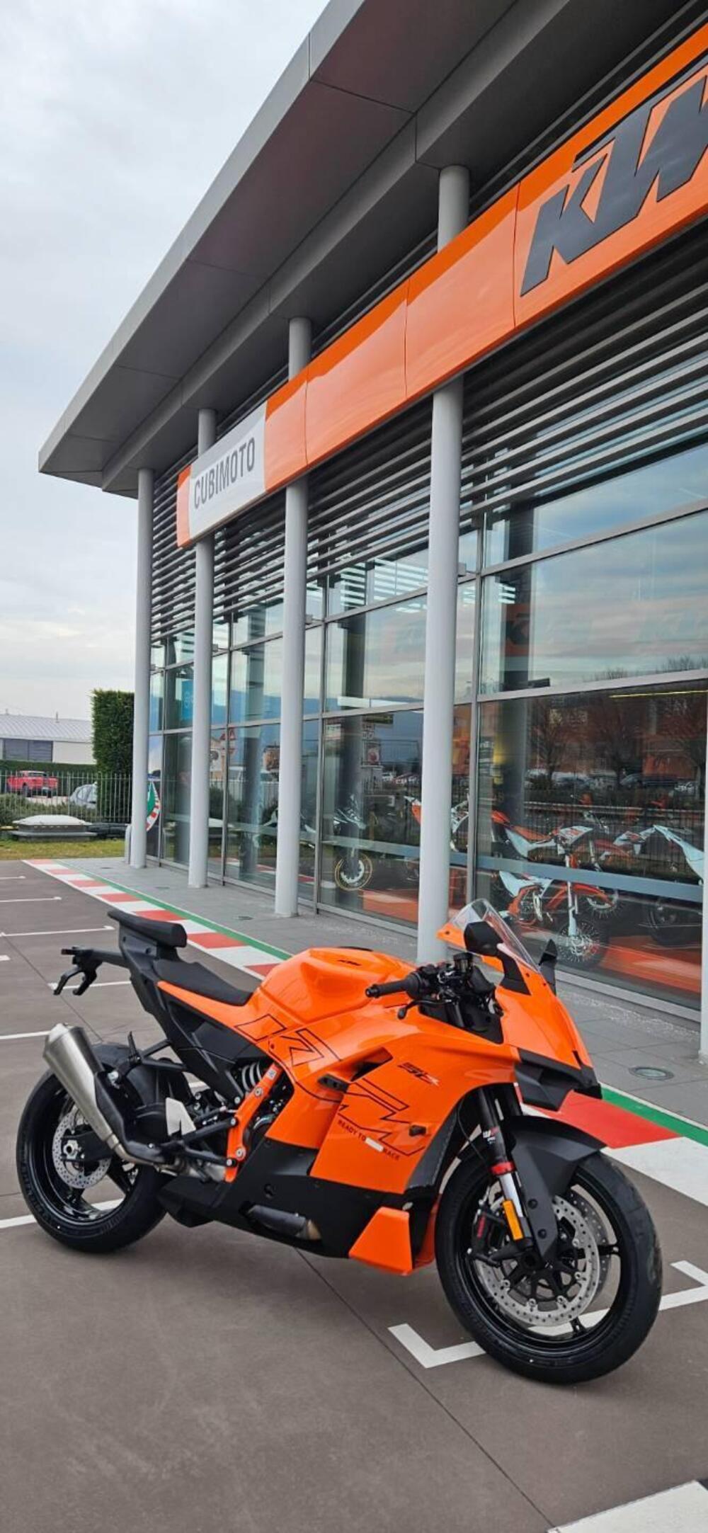 KTM 990 RC R (2026) (3)