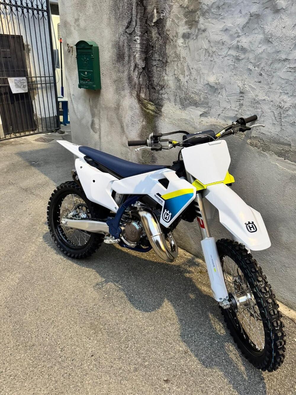 Husqvarna TC 125 (2025) (2)