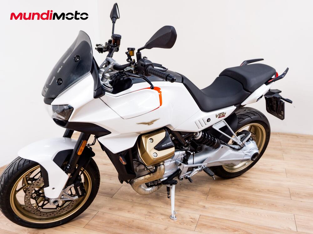 Moto Guzzi V100 Mandello (2022 - 24) (8)