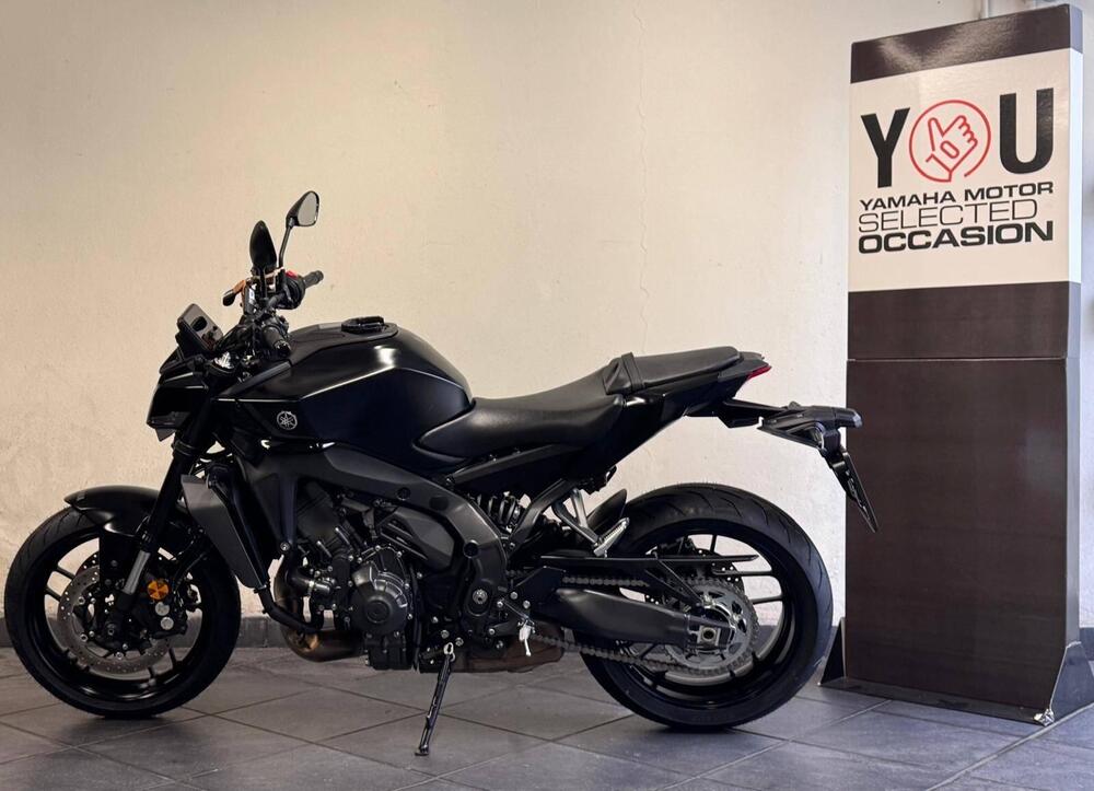 Yamaha MT-09 Y-AMT (2024 - 26) (3)