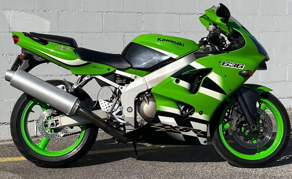 Kawasaki Ninja 636 ZX-6R (2002 - 03) (8)