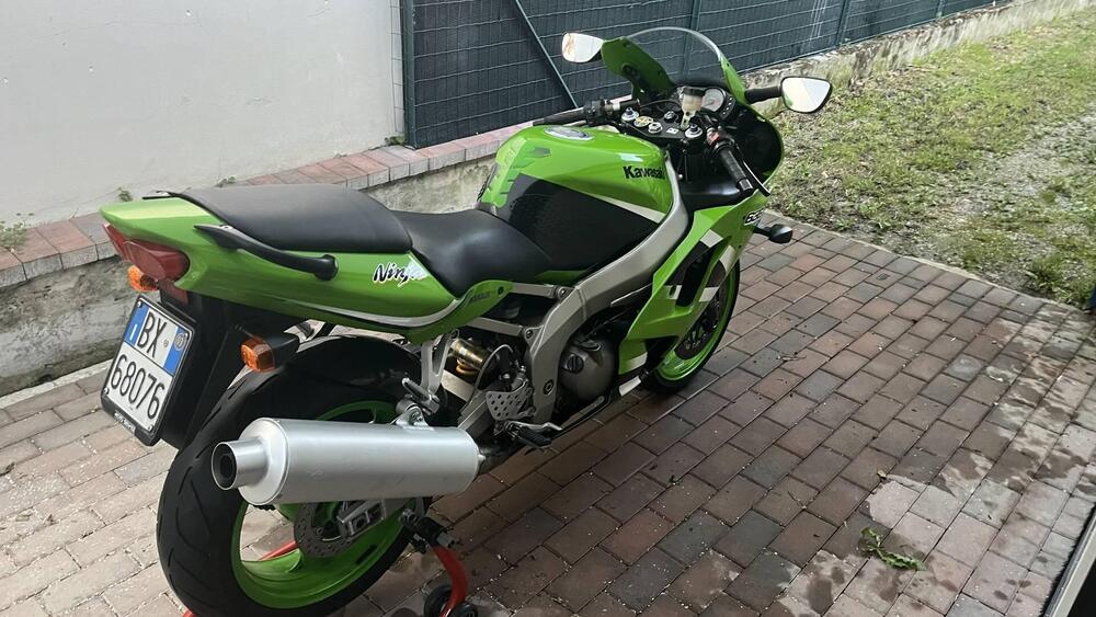 Kawasaki Ninja 636 ZX-6R (2002 - 03) (4)