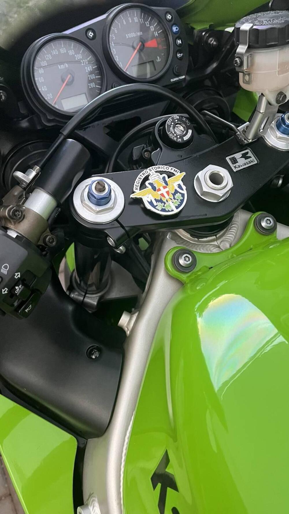 Kawasaki Ninja 636 ZX-6R (2002 - 03) (7)