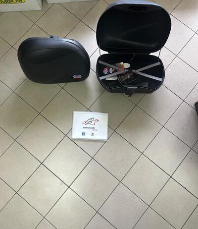Valigie per moto complete di staffe Nonfango