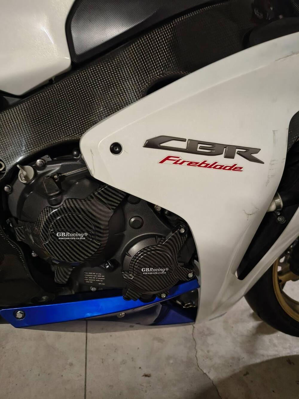 Honda CBR 1000 RR Fireblade (2008 - 11) (9)