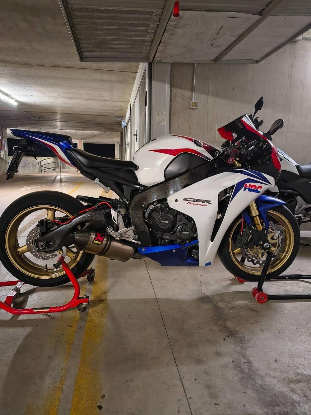 Honda CBR 1000 RR Fireblade (2008 - 11) (18)