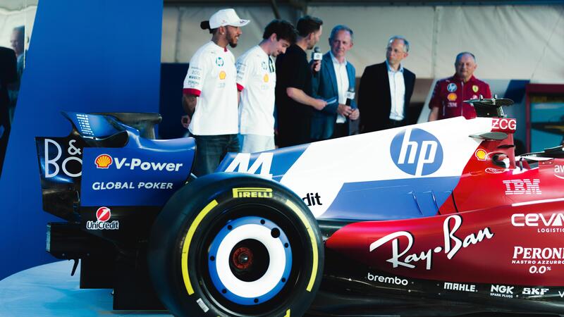 F1, Revolut attacca Ferrari e HP: &ldquo;Come puoi mettere il blu su una macchina rossa?&rdquo;