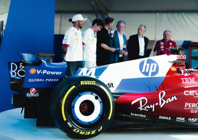 F1, Revolut attacca Ferrari e HP: “Come puoi mettere il blu su una macchina rossa?”