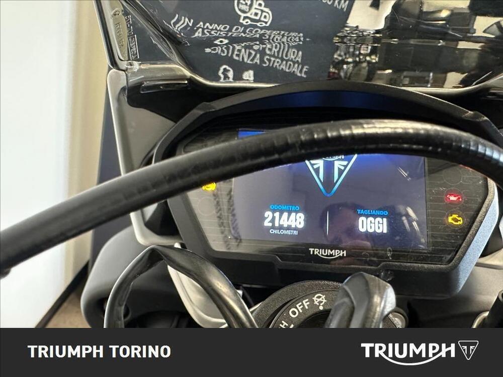 Triumph Street Triple R (2017 - 20) (6)