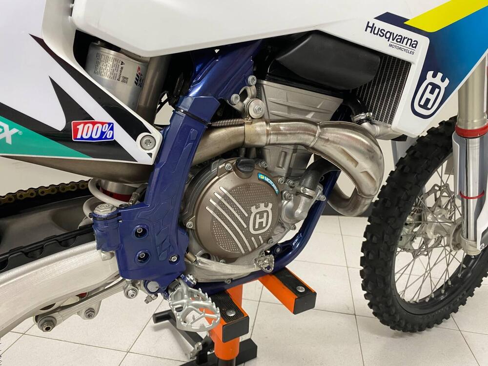 Husqvarna FC 350 (2025) (4)