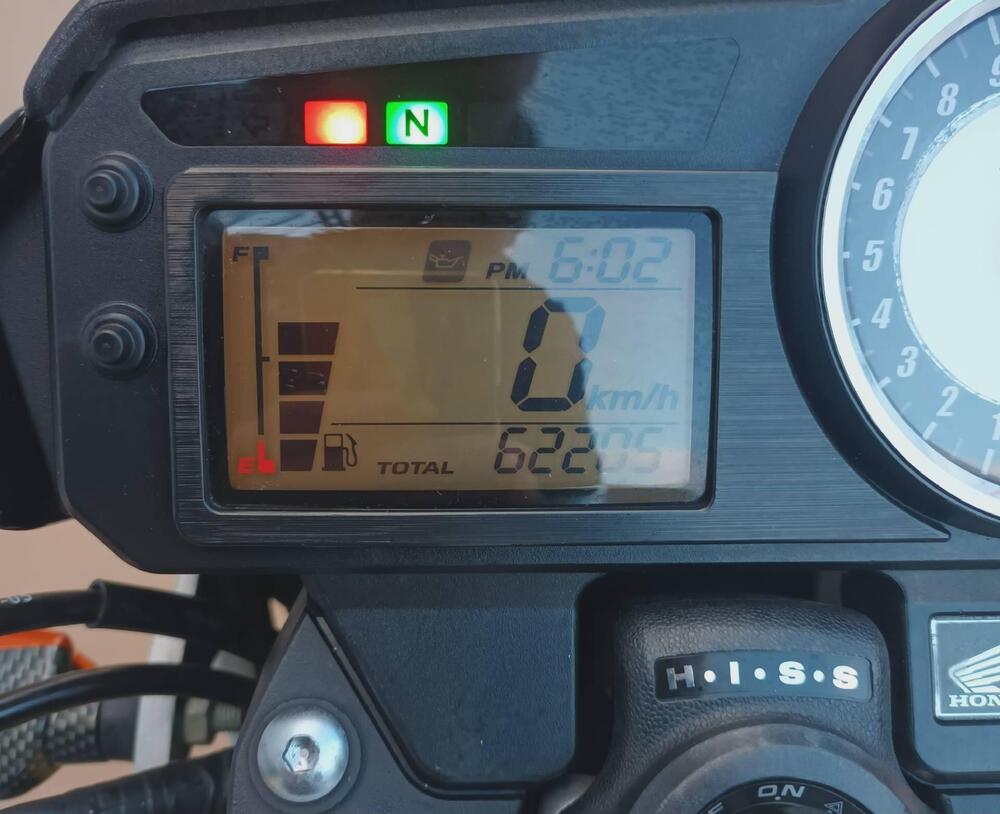 Honda Hornet 600 (2005 - 06) (4)