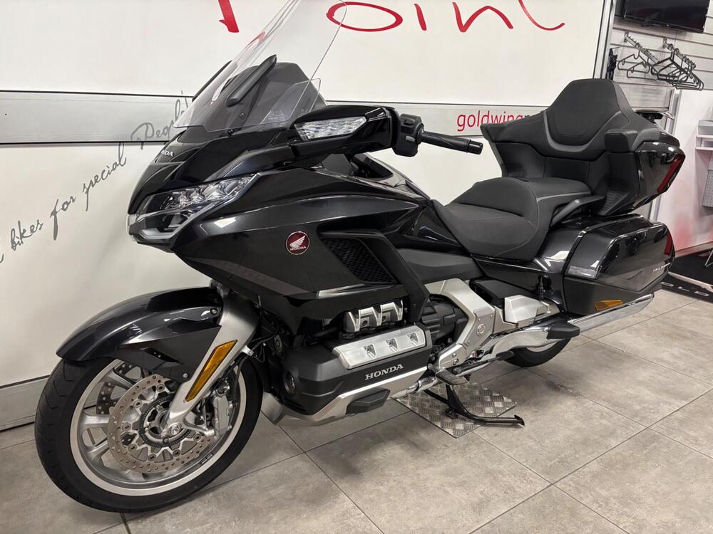 Honda GL 1800 Gold Wing Tour DCT (2021) (3)