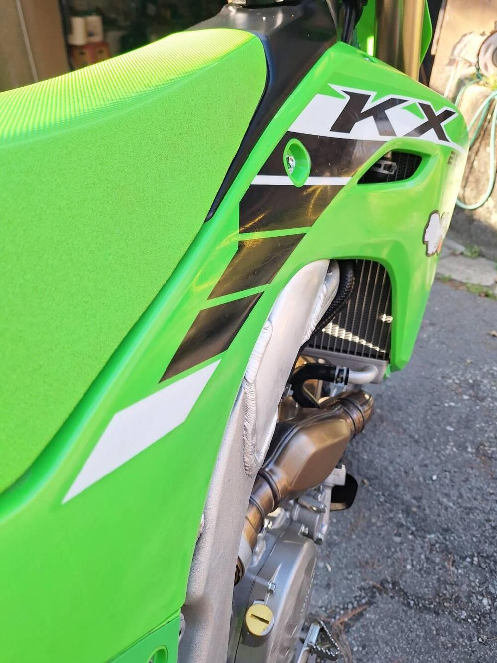 Kawasaki KX 250 (2025) (4)