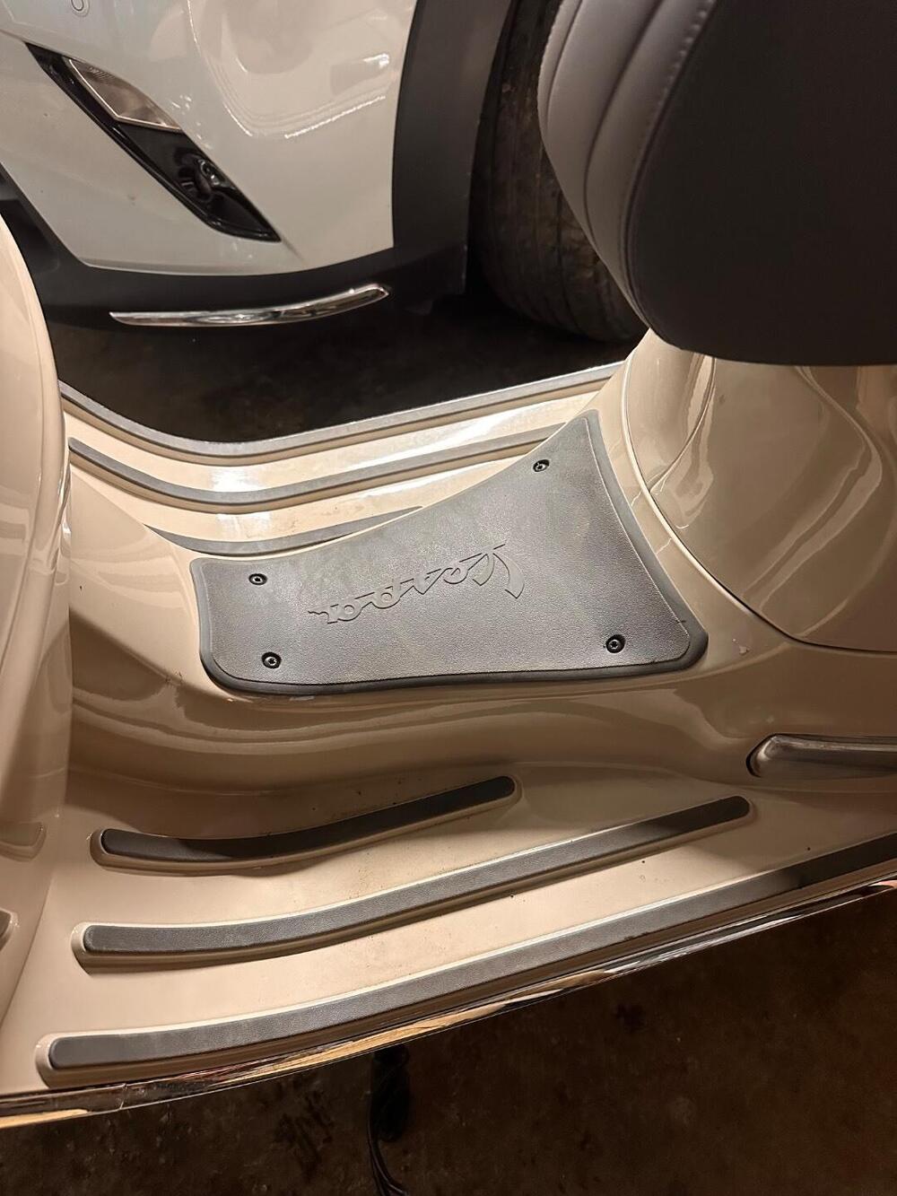 Vespa GTS 300 (2023 - 24) (2)