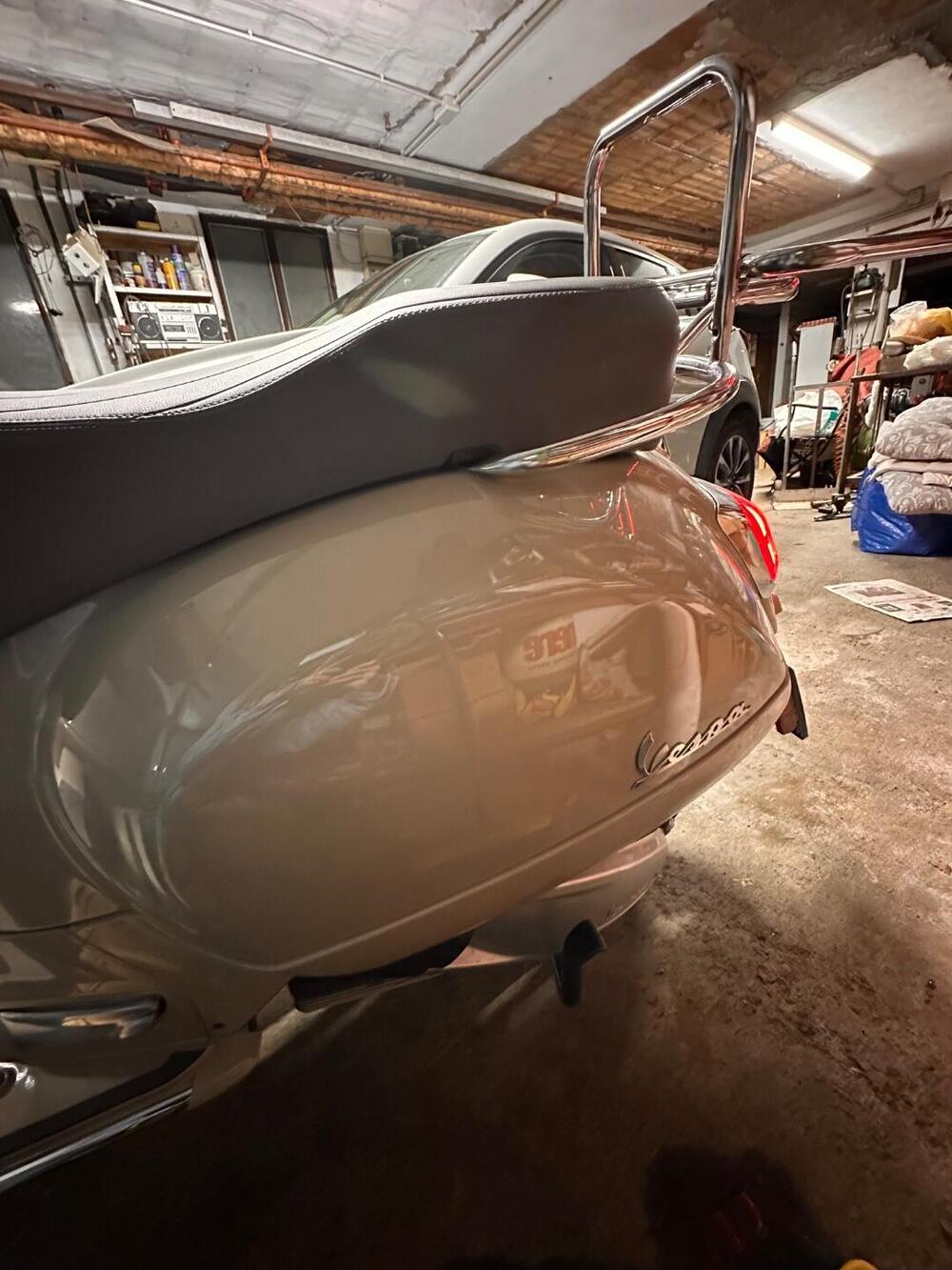 Vespa GTS 300 (2023 - 24) (3)