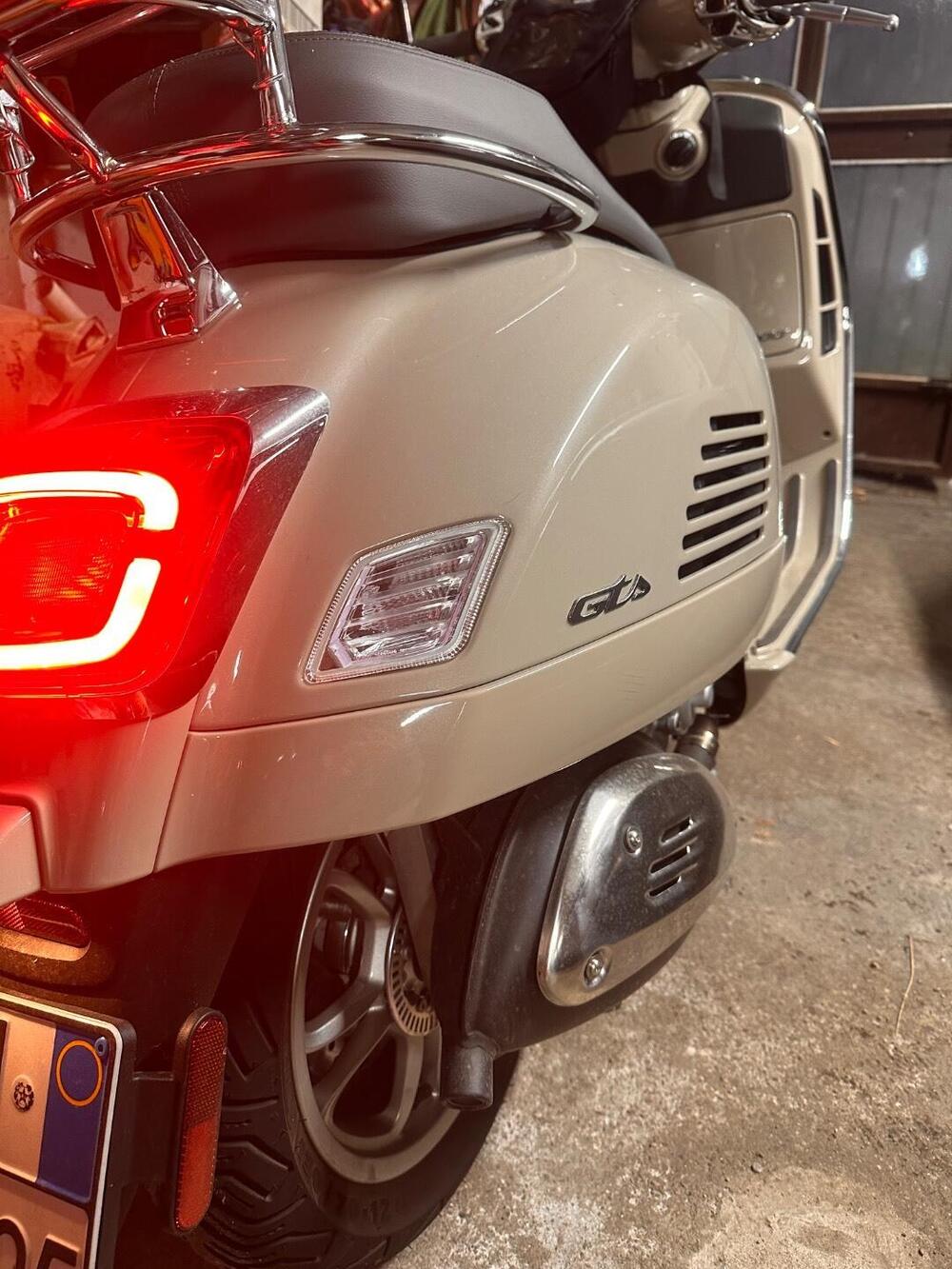 Vespa GTS 300 (2023 - 24) (6)