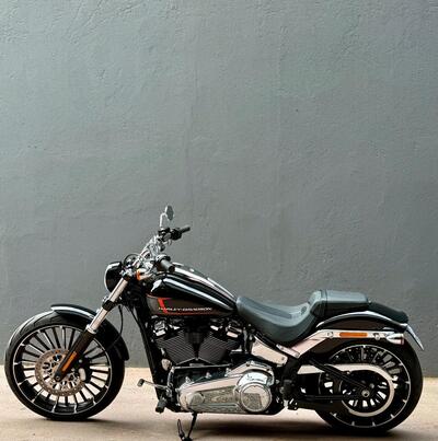 Harley-Davidson Breakout 117 (2023 - 24) usata