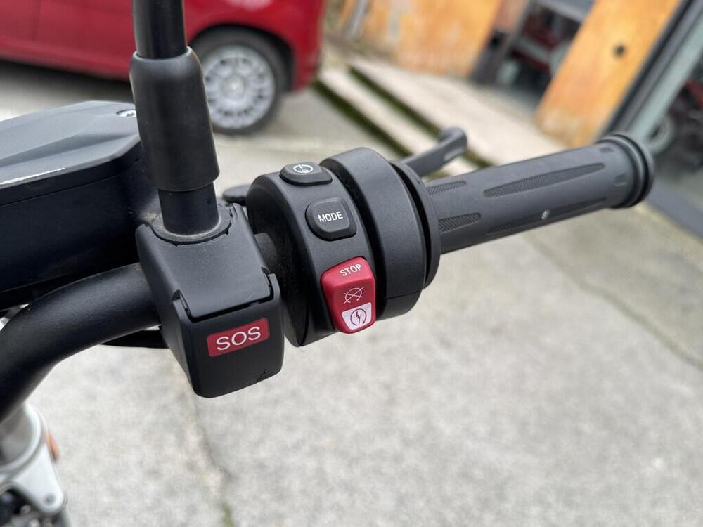 Bmw R 12 (2024 - 26) (7)