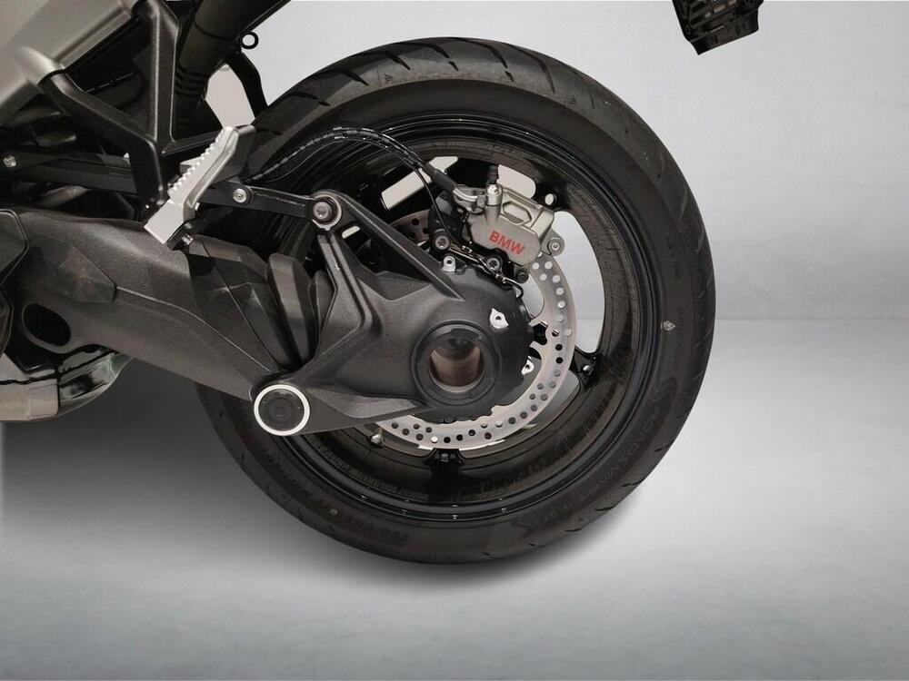 Bmw R 1300 R (2026) (13)