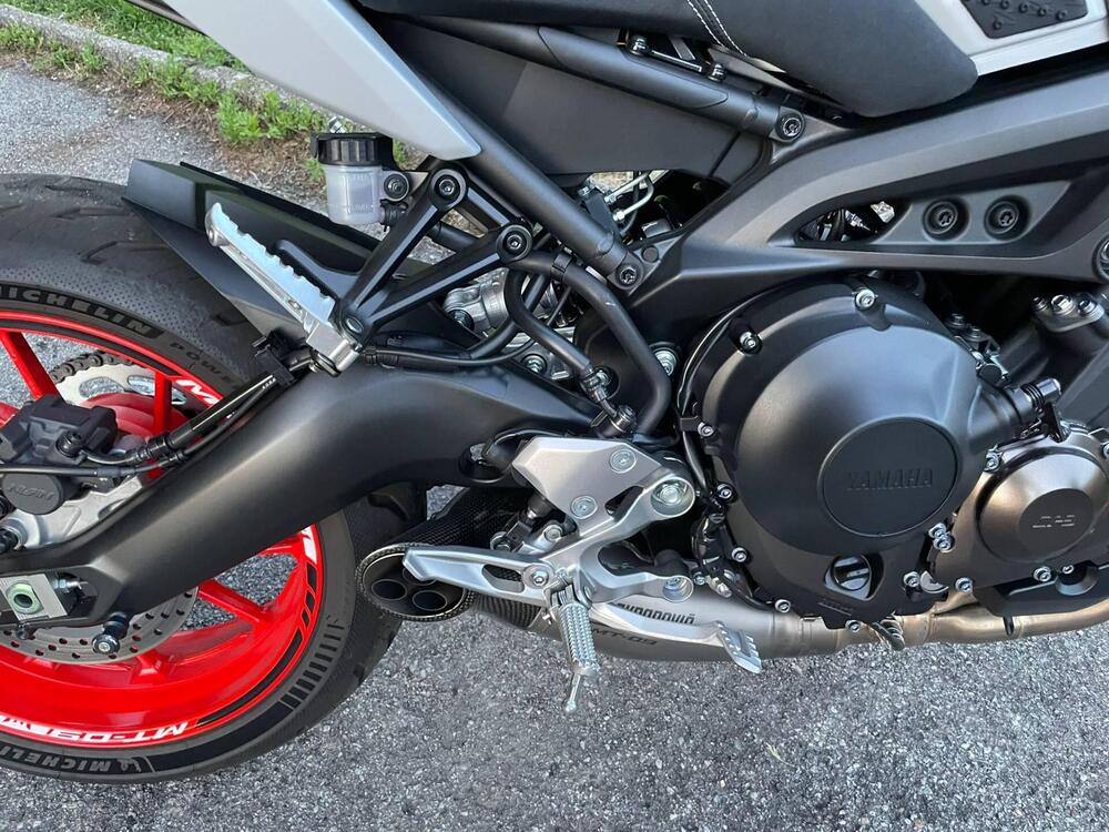 Yamaha MT-09 (2017 - 20) (14)