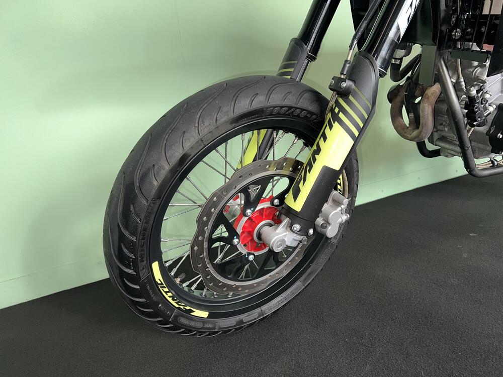 Fantic Motor XMF 125 Motard Performance 4T (2023 - 24) (15)