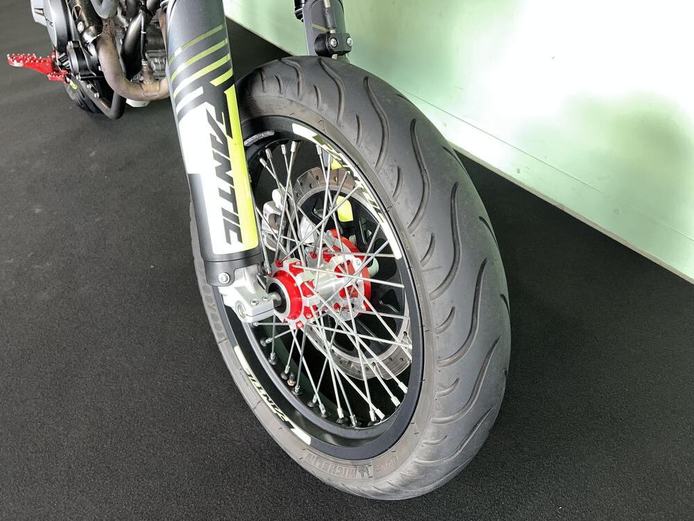 Fantic Motor XMF 125 Motard Performance 4T (2023 - 24) (16)