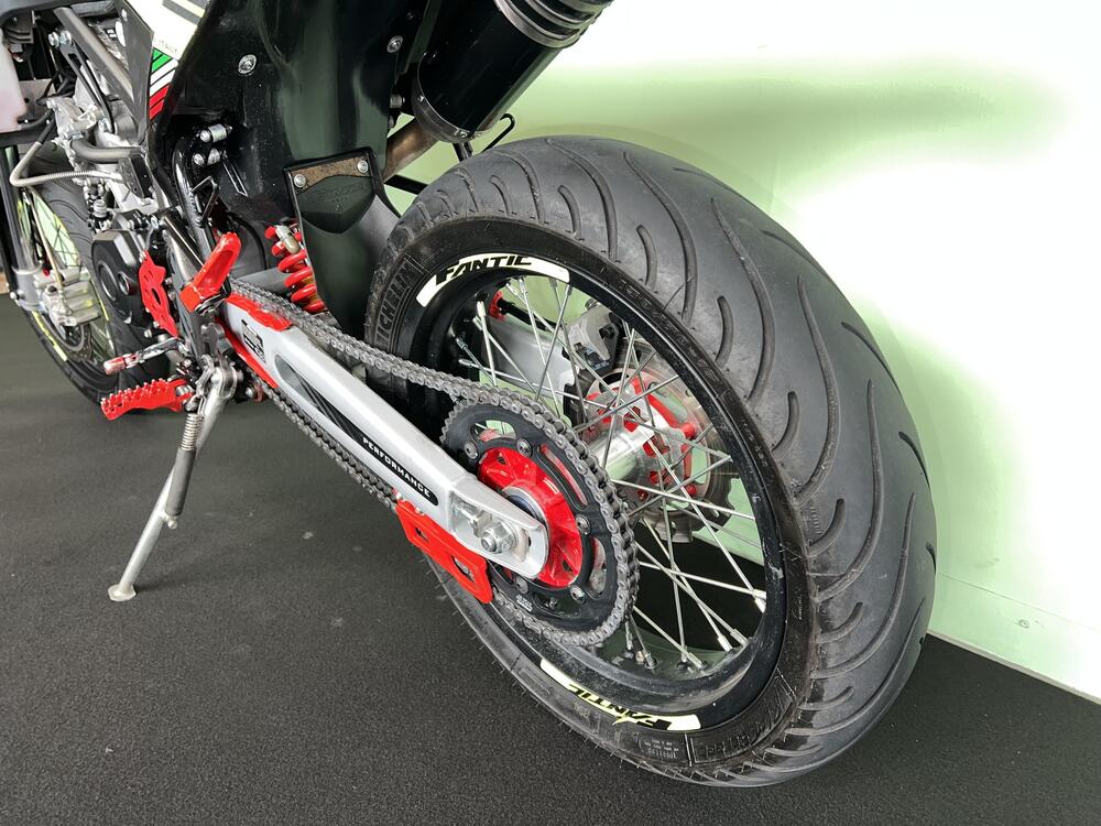 Fantic Motor XMF 125 Motard Performance 4T (2023 - 24) (18)