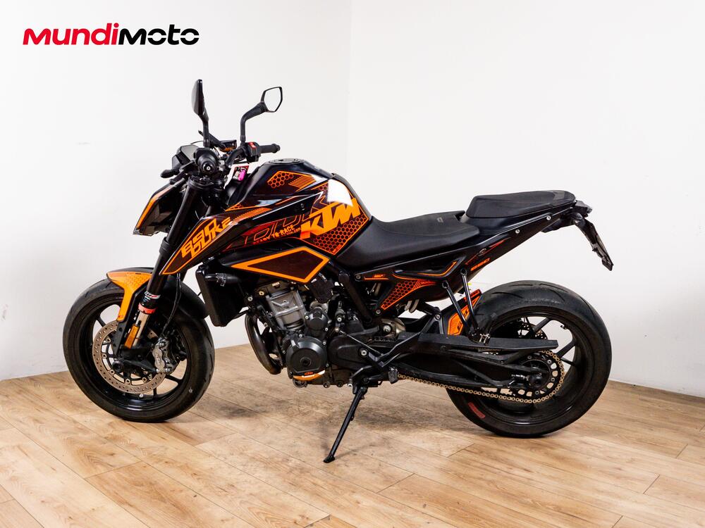KTM 890 Duke L (2021) (6)