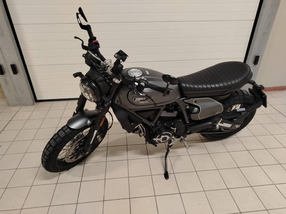 Ducati Scrambler 800 Night Shift (2021 - 22) (5)