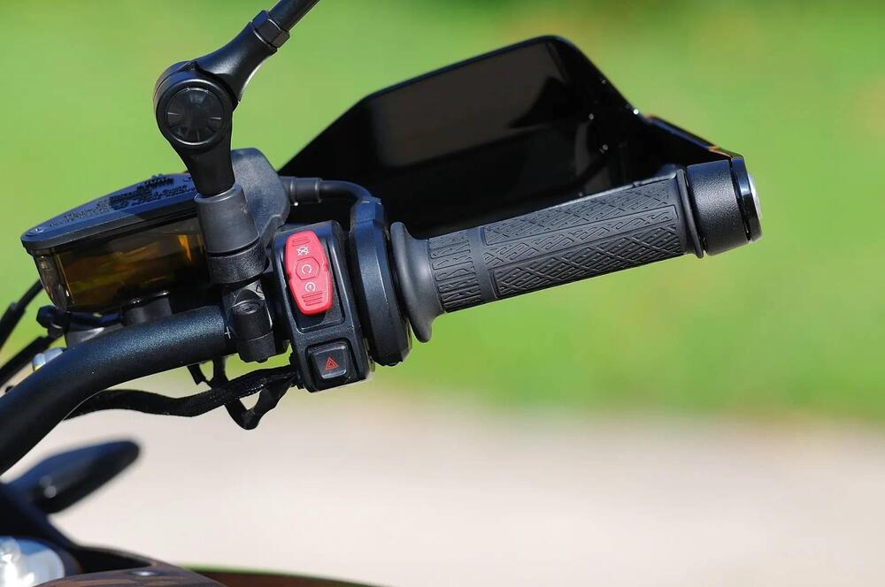 CFMOTO 450MT (2024 - 26) (13)