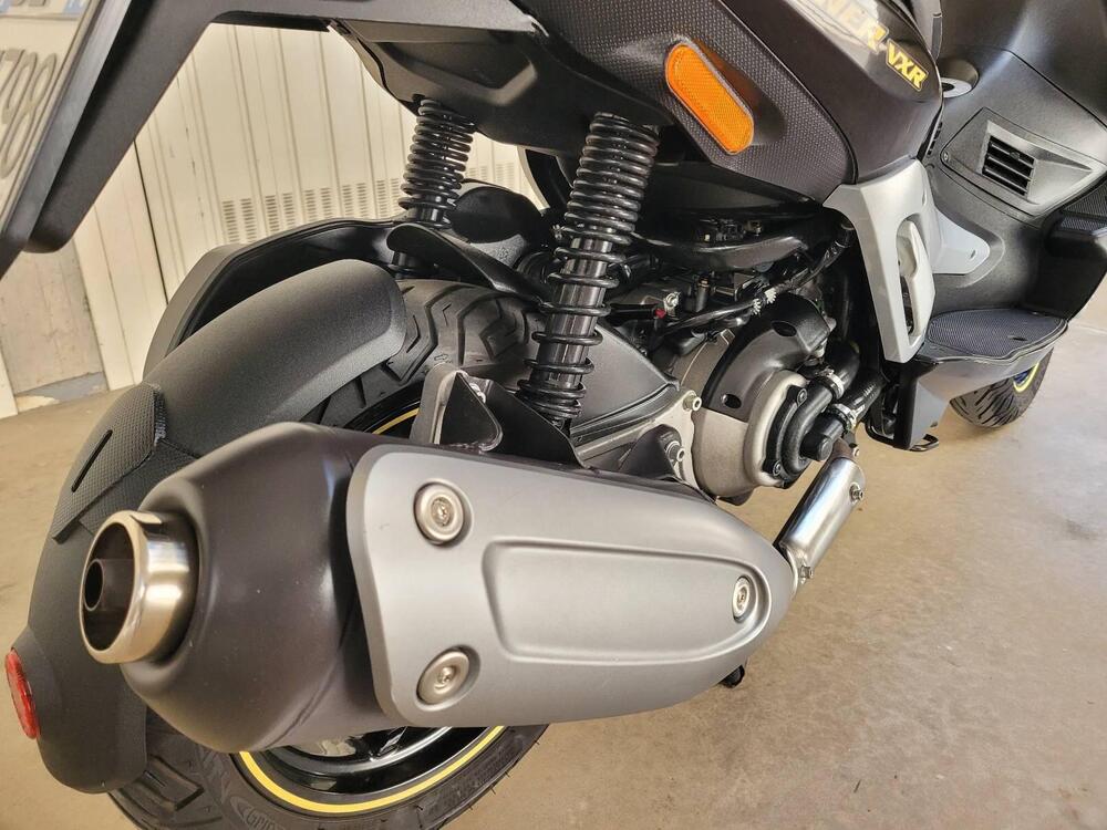 Gilera Runner 200 VXR (2002 - 05) (2)