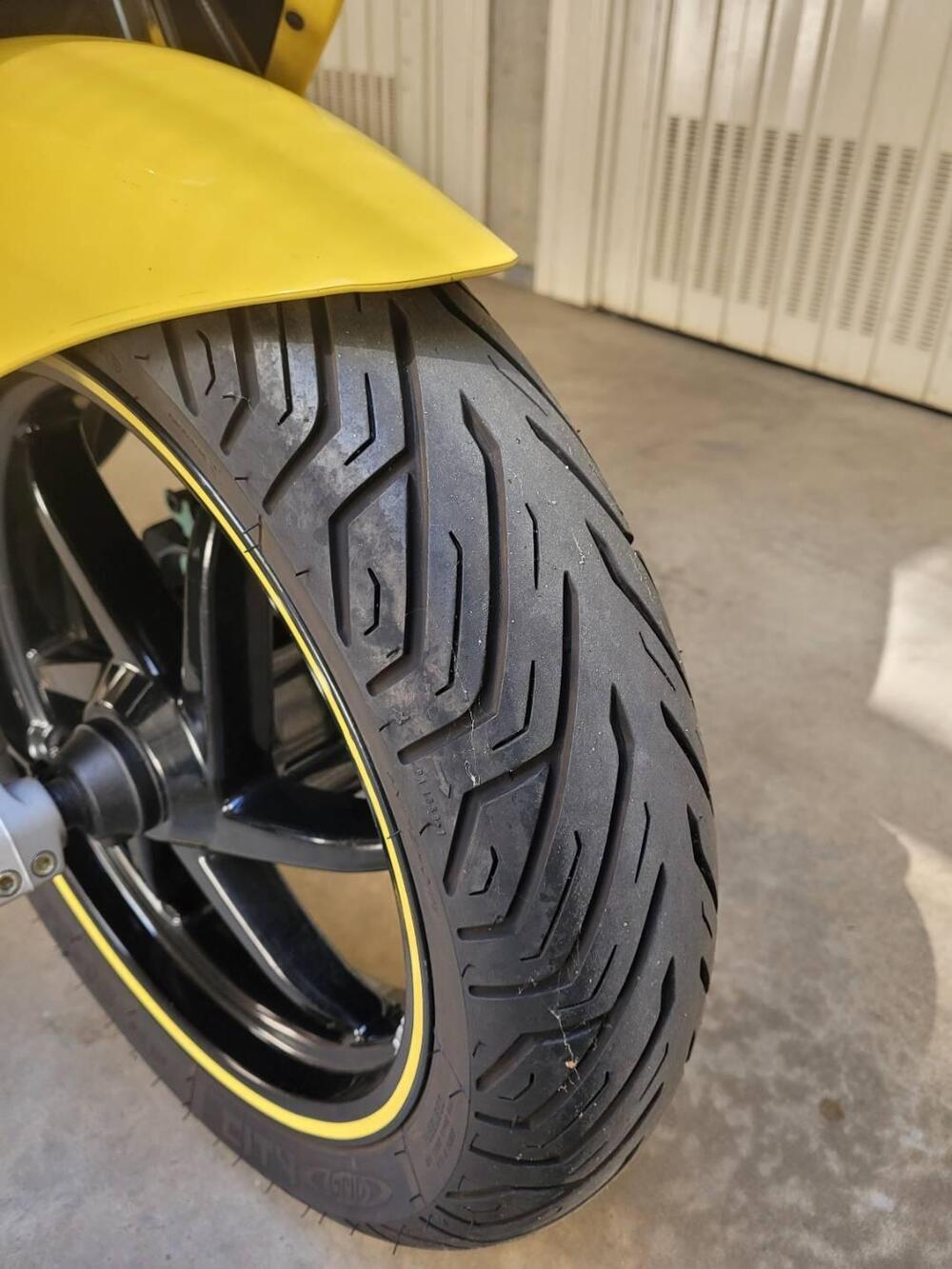 Gilera Runner 200 VXR (2002 - 05) (6)