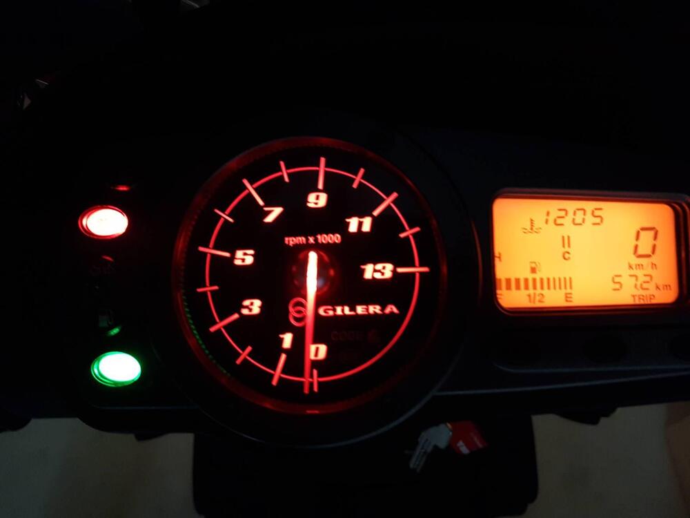 Gilera Runner 200 VXR (2002 - 05) (8)