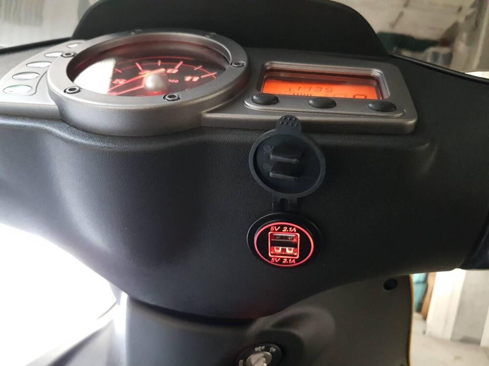 Gilera Runner 200 VXR (2002 - 05) (11)