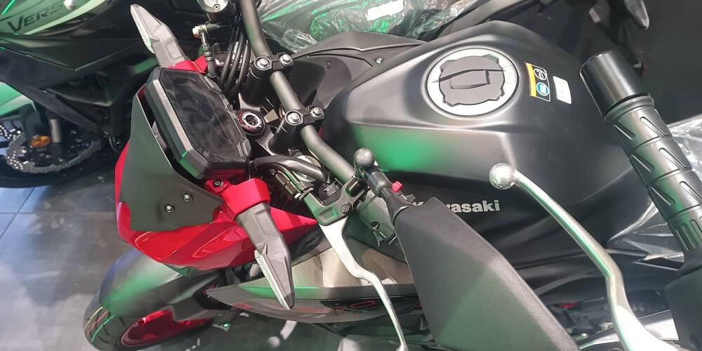 Kawasaki Z 500 SE (2024 - 26)