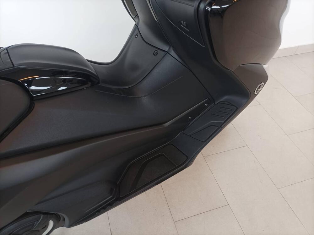 Yamaha T-Max 530 SX (2017 - 19) (11)