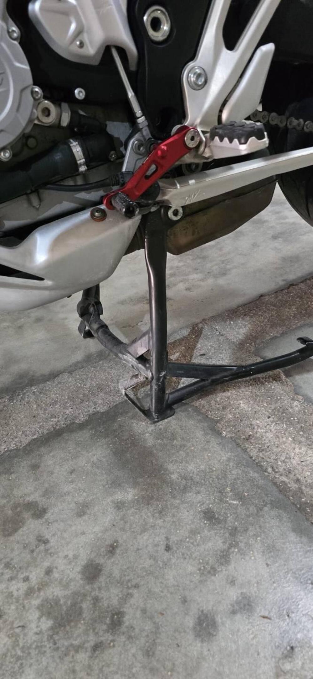 MV Agusta Turismo Veloce 800 Lusso (2014 - 16) (8)