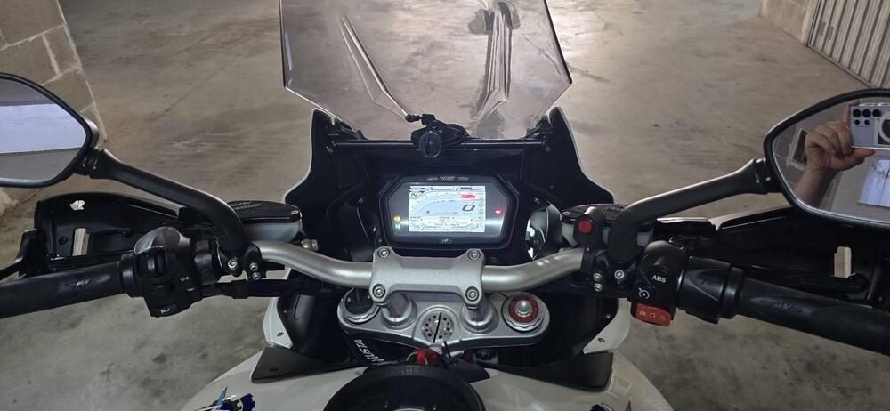 MV Agusta Turismo Veloce 800 Lusso (2014 - 16) (20)