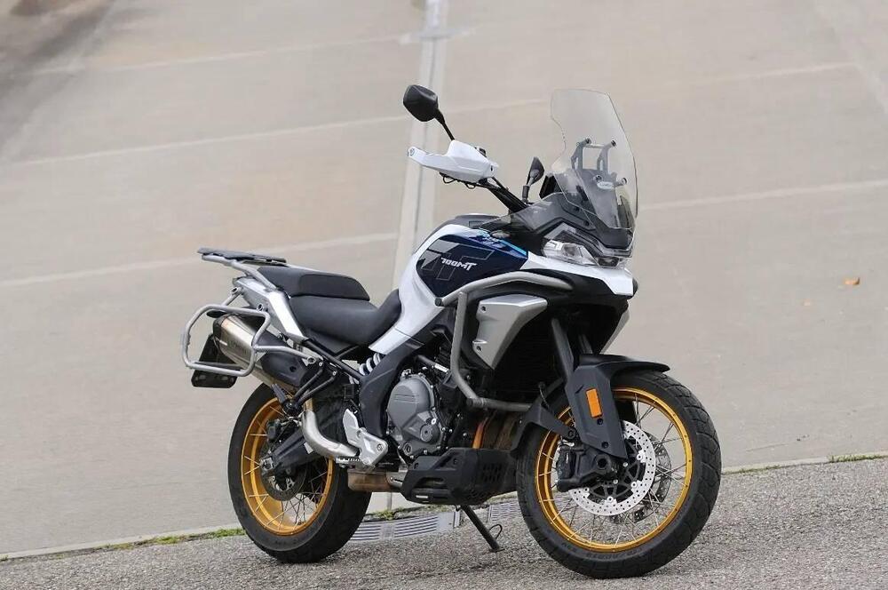 CFMOTO 700MT Adventure (2025 - 26) (5)