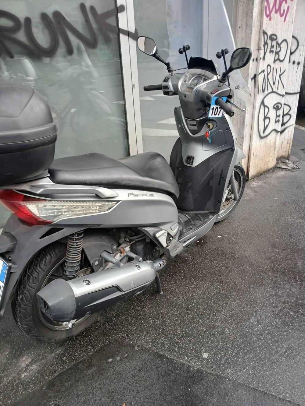 Kymco People 200i GT (2010 - 17) (3)