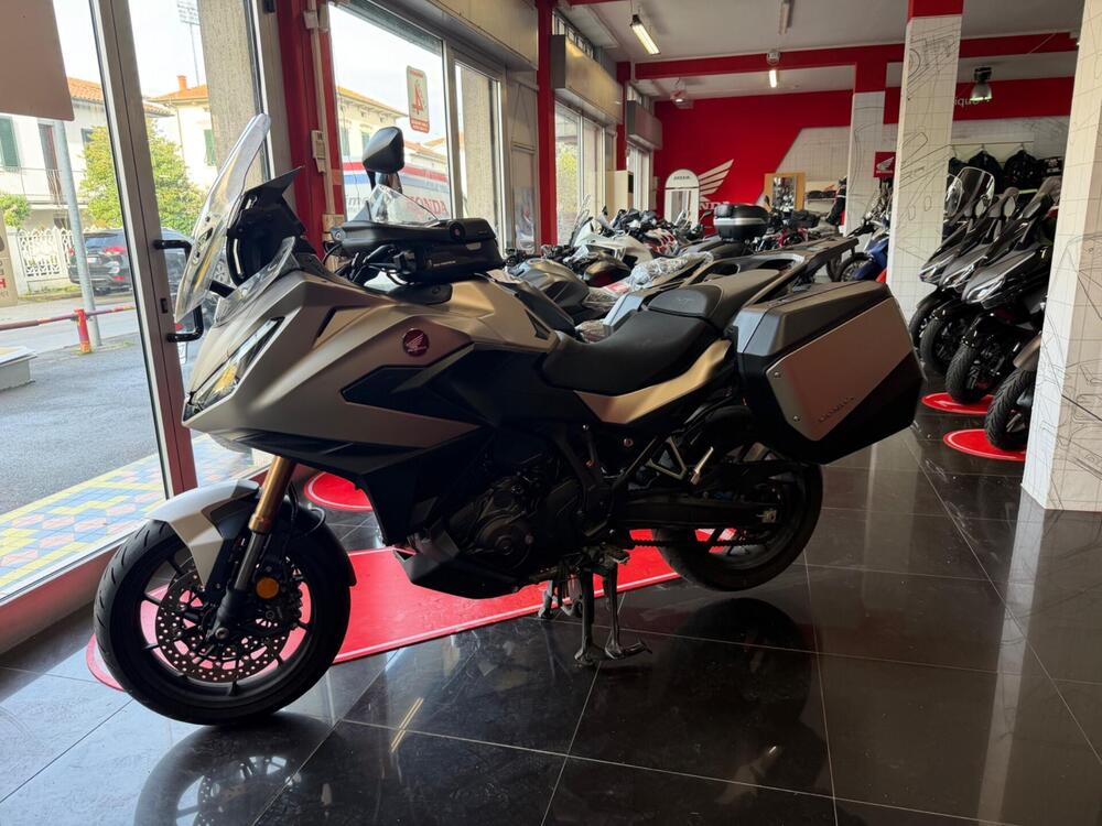 Honda NT 1100 DCT Electronic Suspension (2025 - 26)