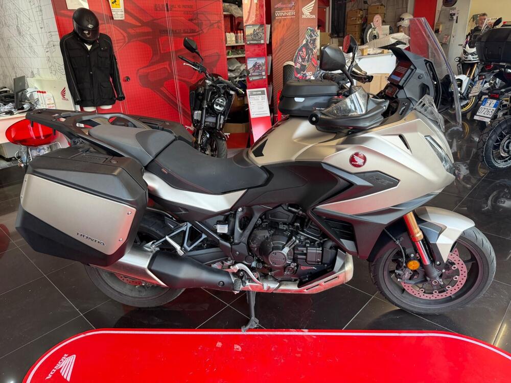 Honda NT 1100 DCT Electronic Suspension (2025 - 26) (2)