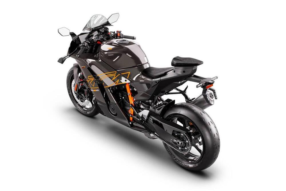 KTM 990 RC R (2026) (7)