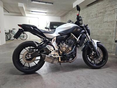 Yamaha MT-07 (2014 - 16) usata